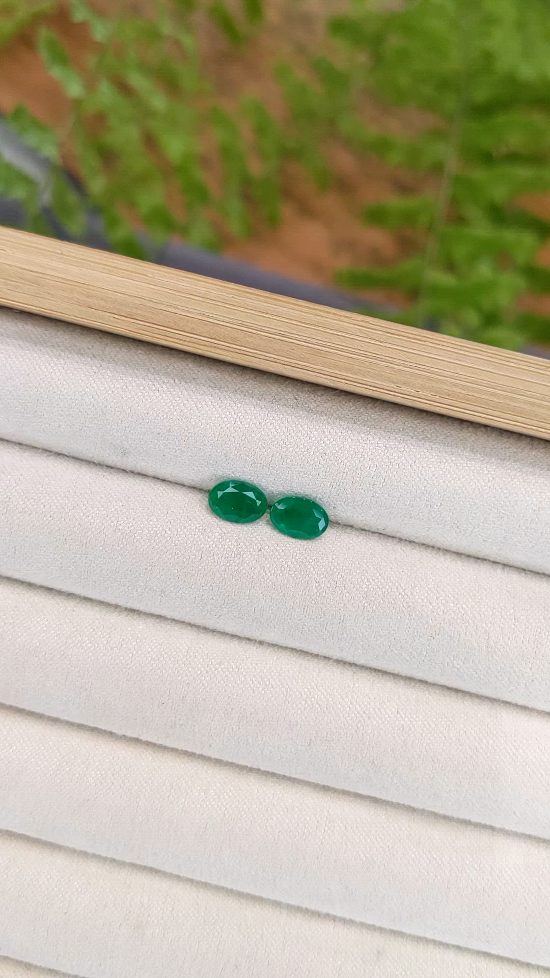 1.26&nbsp;Ct.Tw.Total Carat Weight Emerald Pair from Afghanistan Size Video