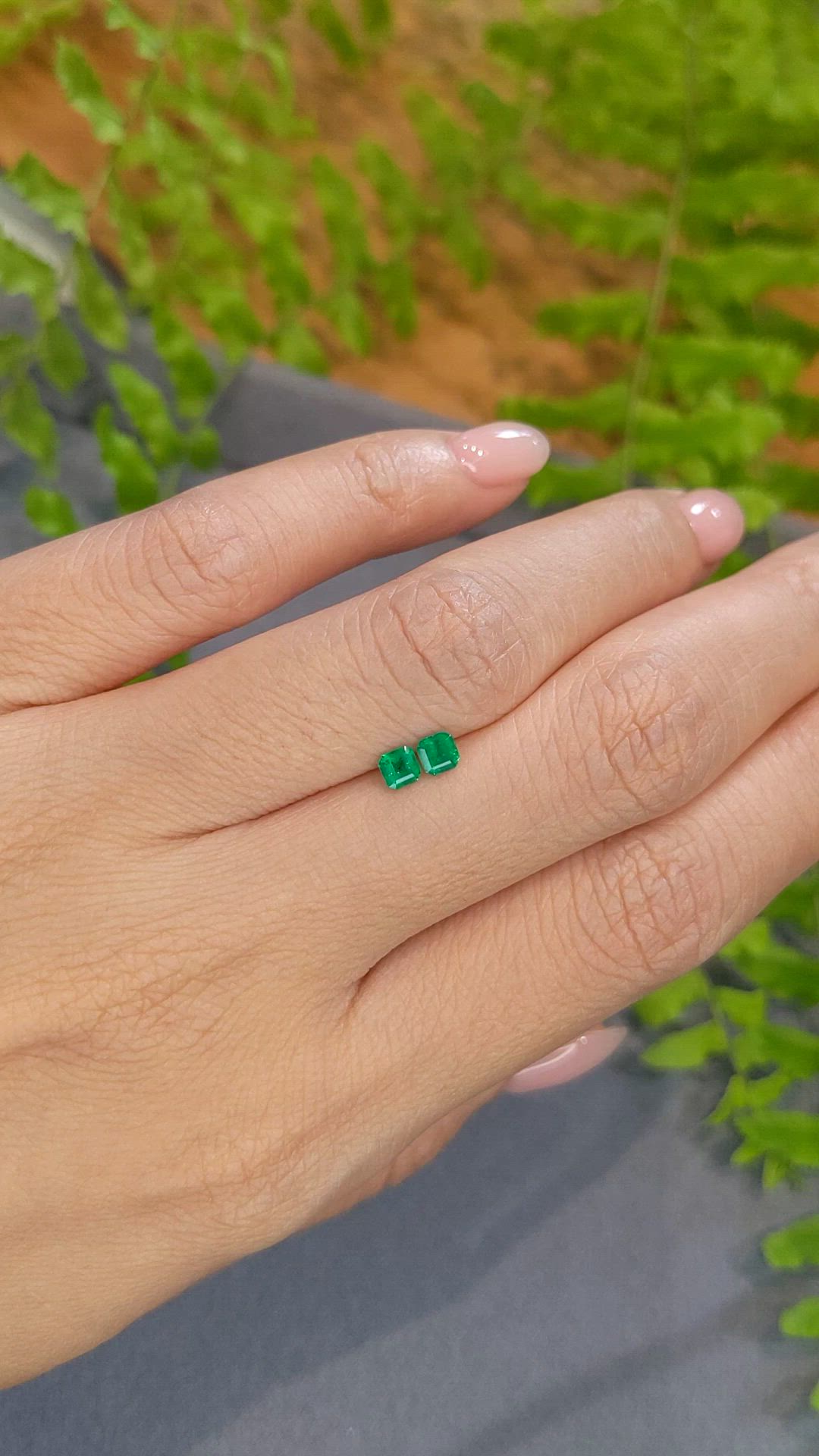 0.34 Ct.Tw.Total Carat Weight Emerald Pair from Afghanistan Size Video