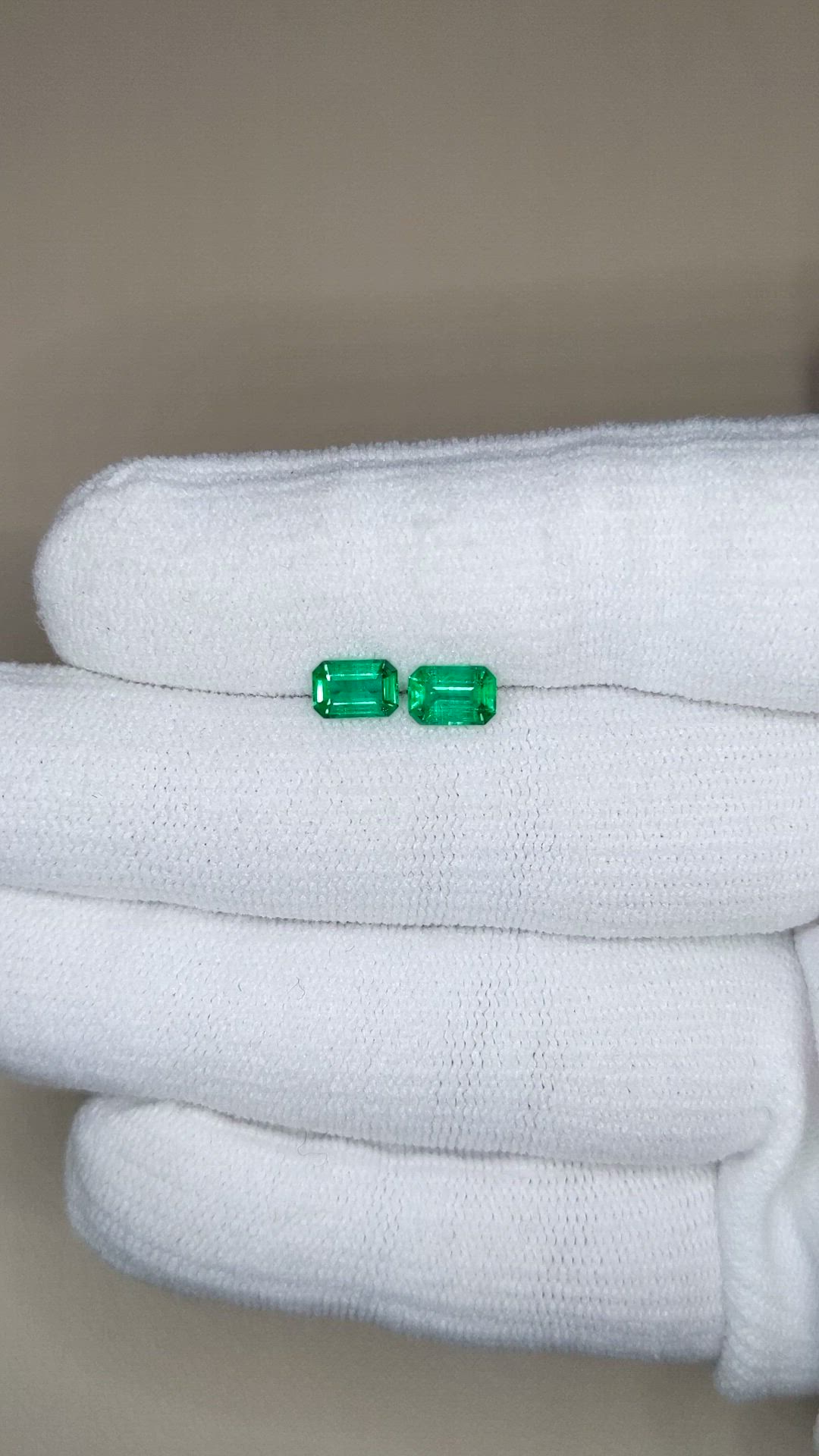1.10 Ct.Tw.Total Carat Weight Emerald Pair from Afghanistan Size Video