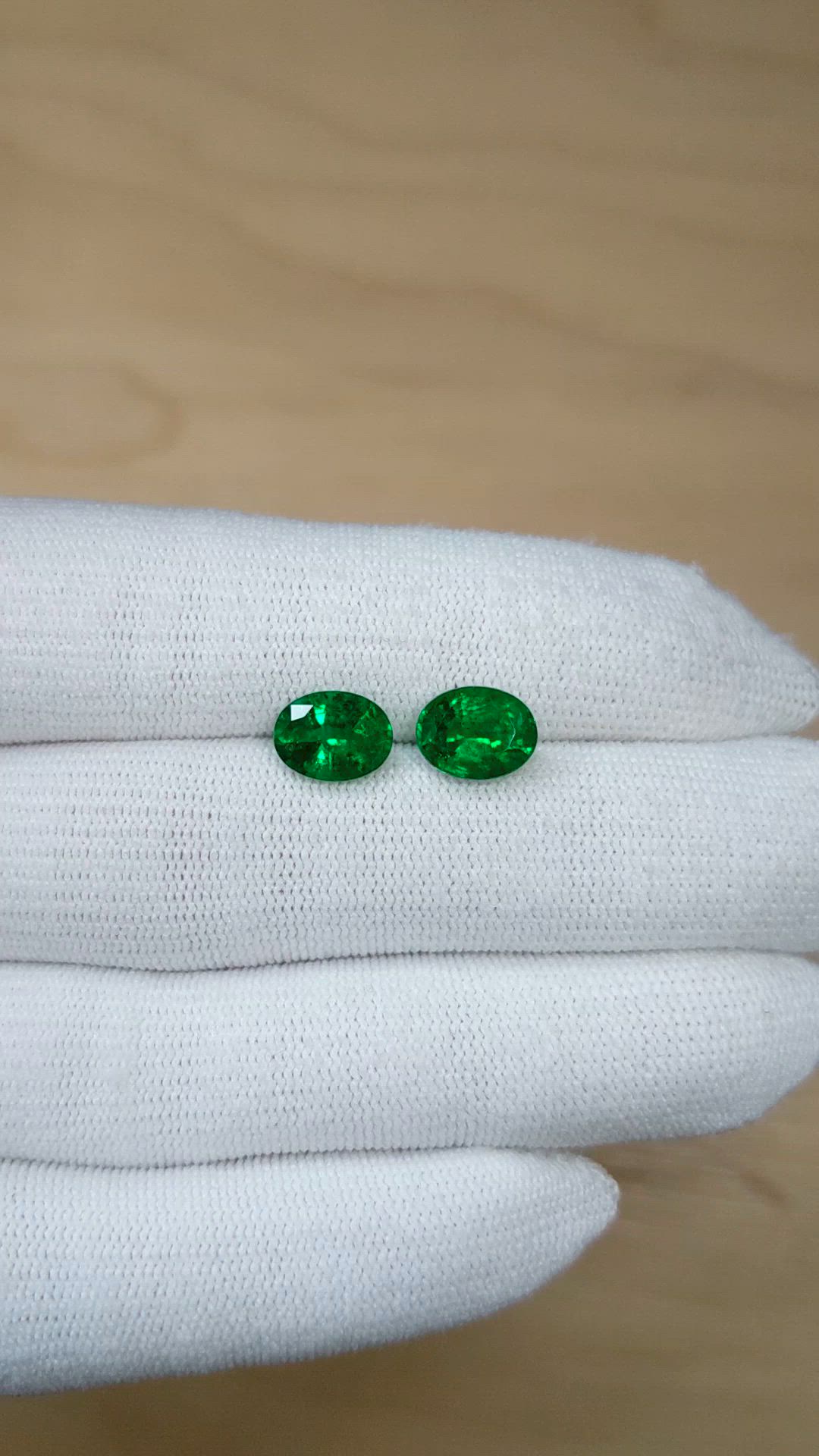 4.05&nbsp;Ct.Tw.Total Carat Weight Emerald Pair from Zambia Size Video