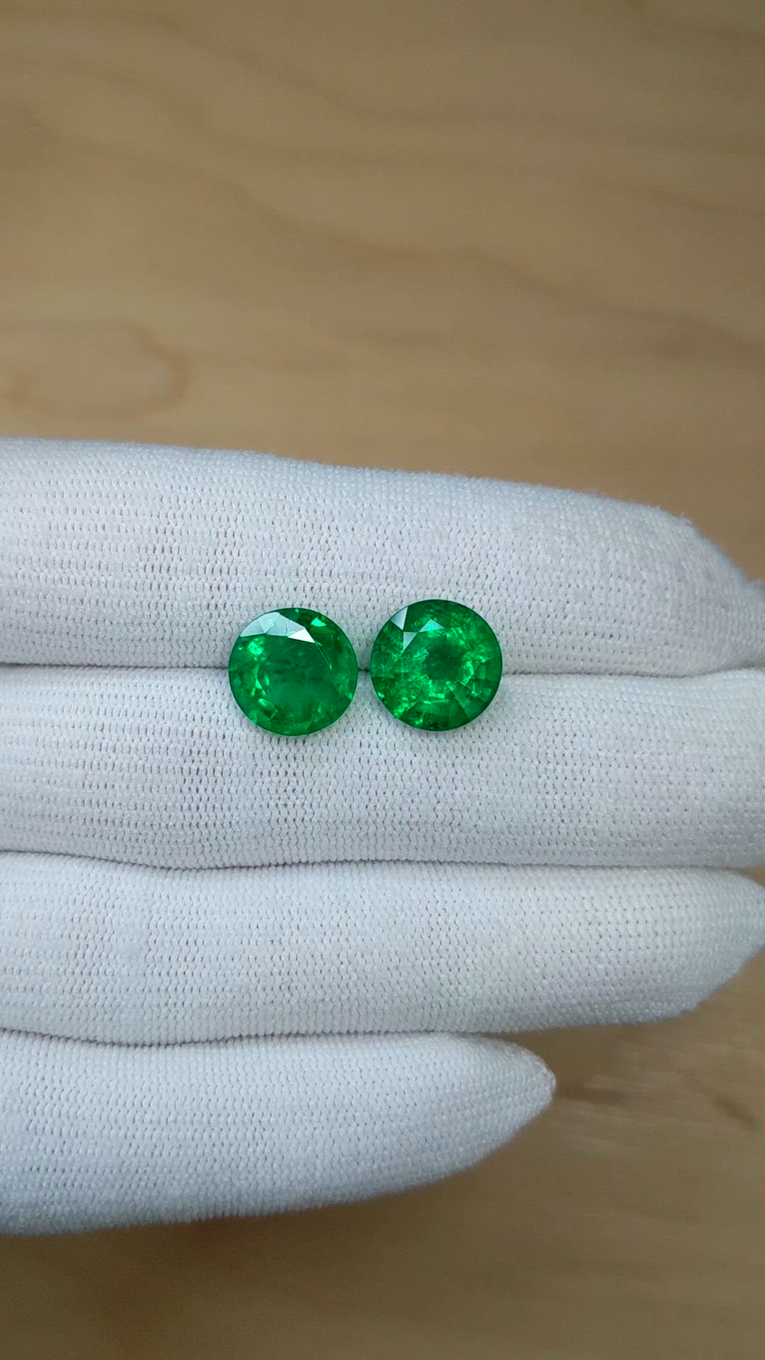 8.78 Ct.Tw.Total Carat Weight Emerald Pair from Zambia Size Video