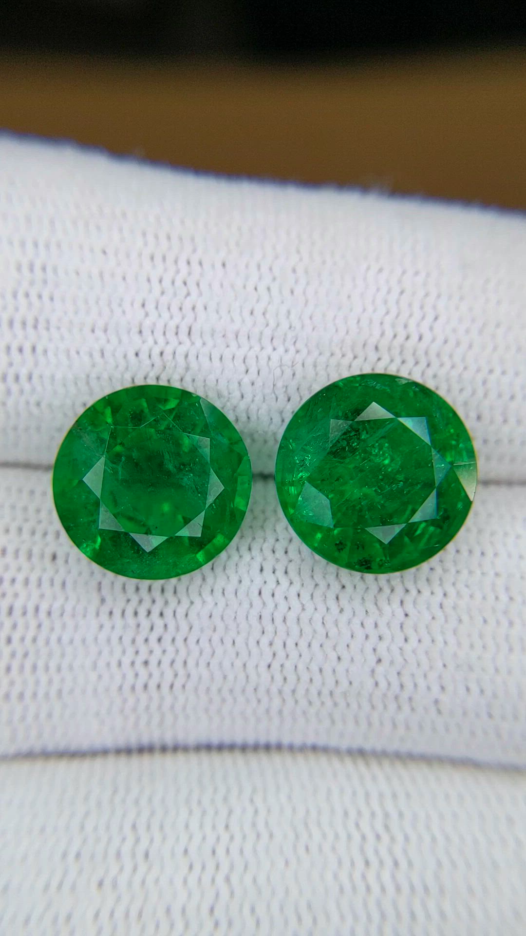 8.78 Ct.Tw.Total Carat Weight Emerald Pair from Zambia Size Video