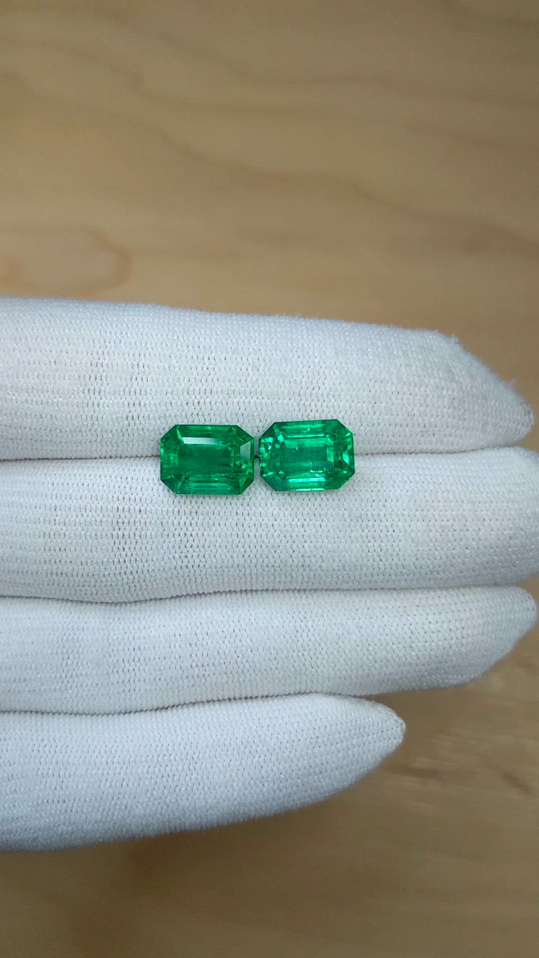 9.33 Ct.Tw.Total Carat Weight Emerald Pair from Zambia Size Video