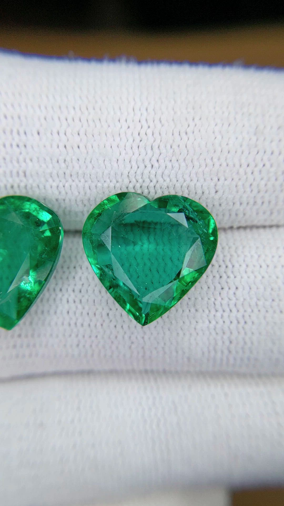 13.43 Ct.Tw.Total Carat Weight Emerald Pair from Zambia Size Video