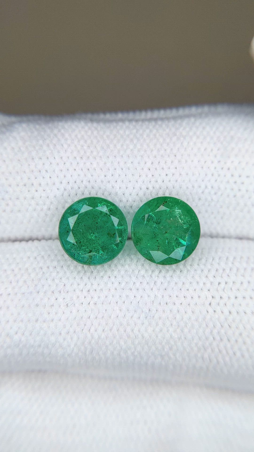 3.81 Ct.Tw.Total Carat Weight Emerald Pair from Zambia Size Video