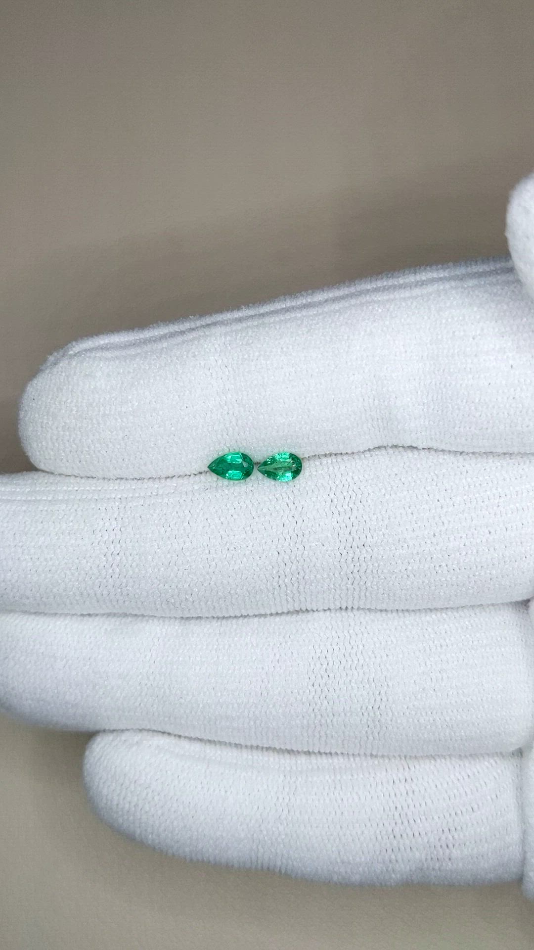0.39&nbsp;Ct.Tw.Total Carat Weight Emerald Pair from Zambia Size Video