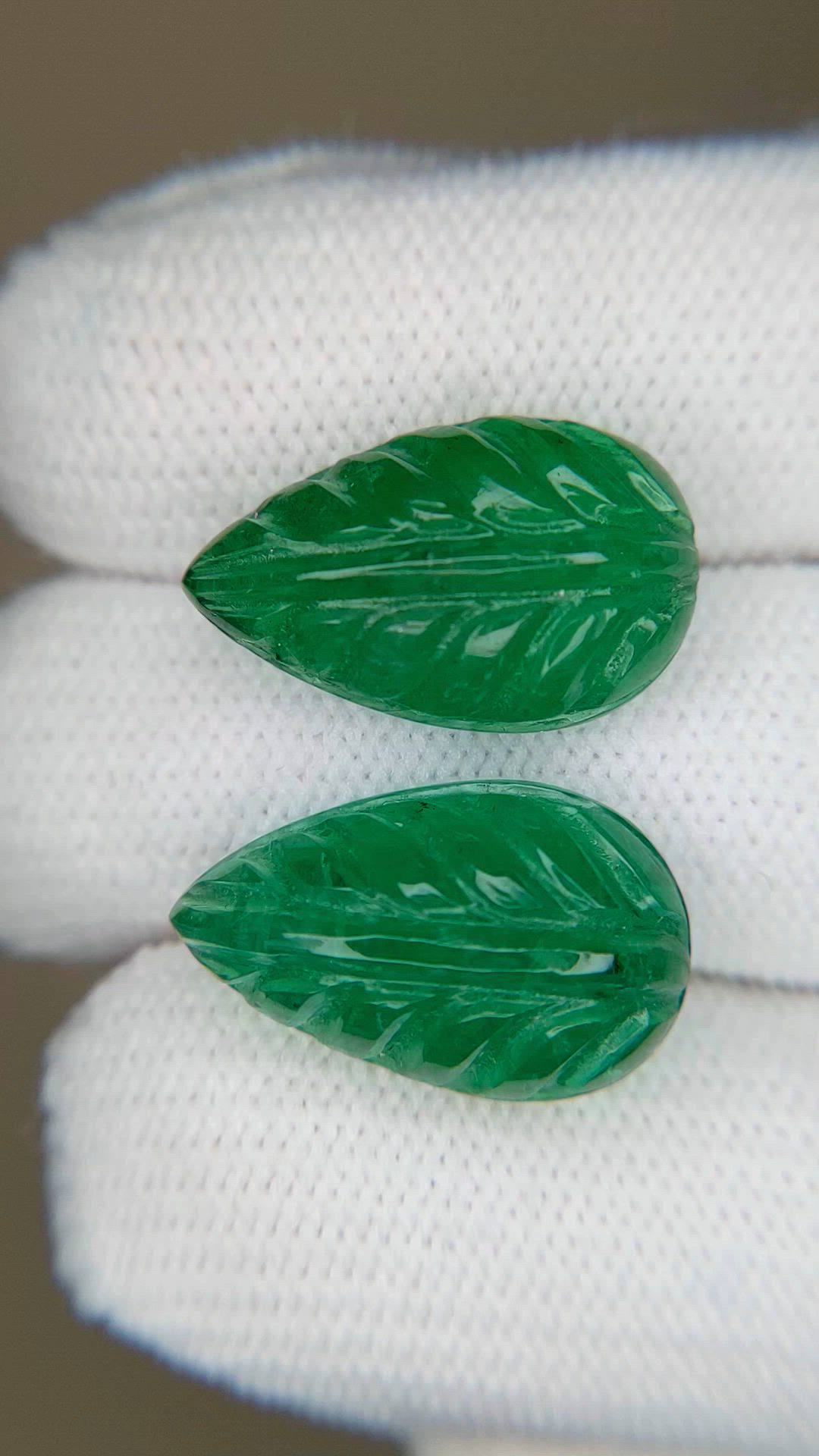 17.33&nbsp;Ct.Tw.Total Carat Weight Emerald Pair from Zambia Size Video
