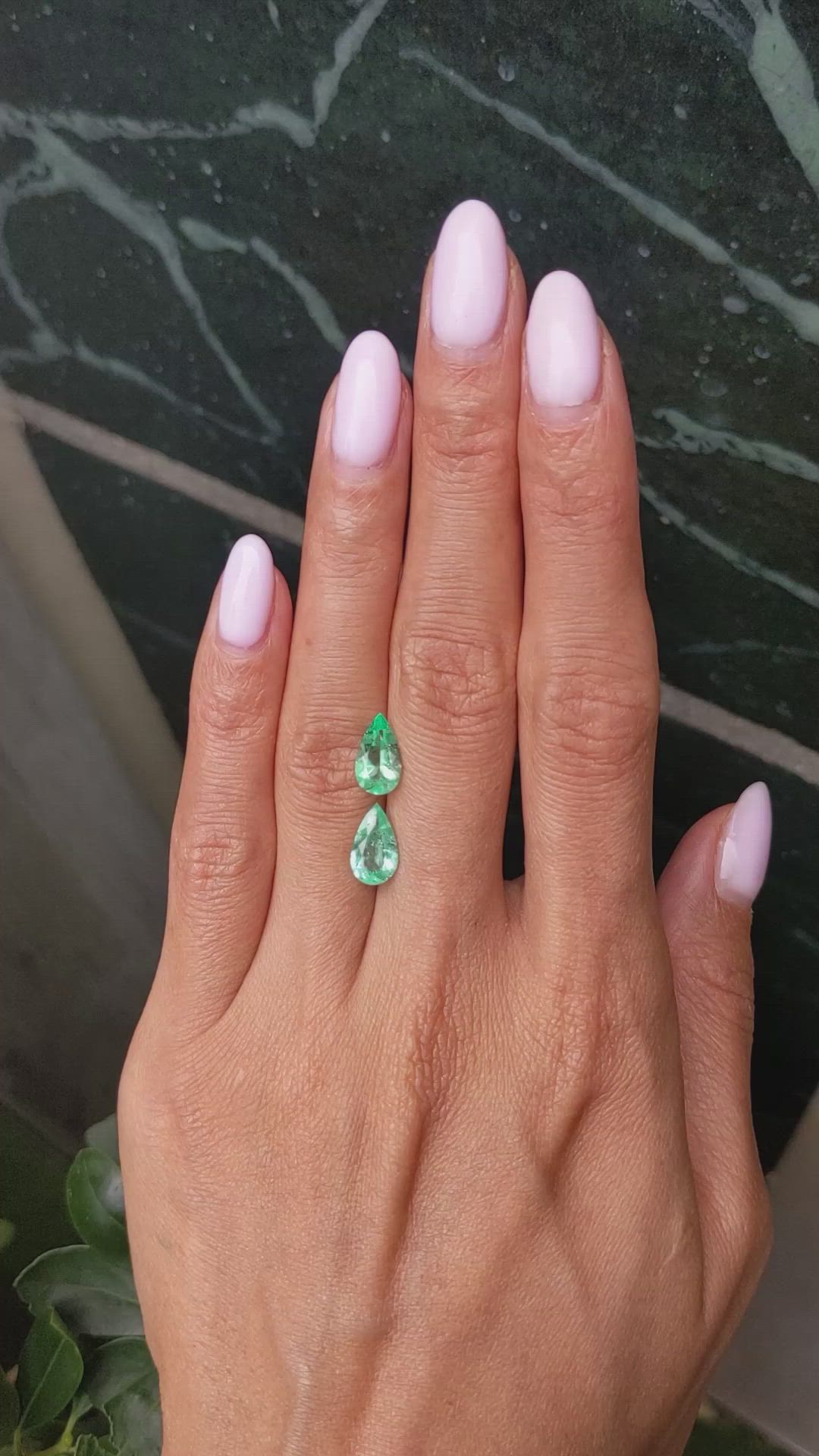 2.29&nbsp;Ct.Tw.Total Carat Weight Emerald Pair from Colombia Size Video