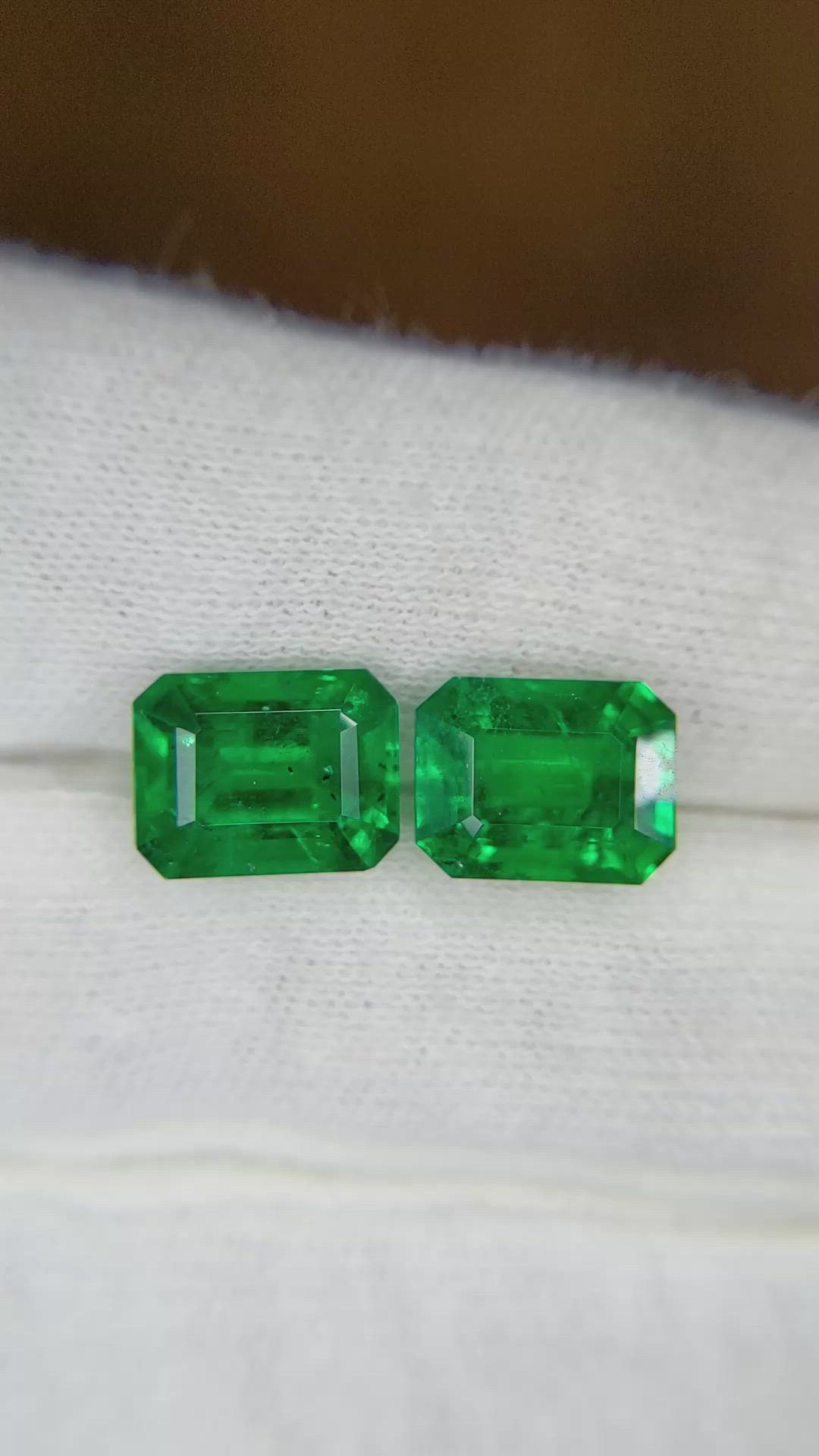 6.28&nbsp;Ct.Tw.Total Carat Weight Emerald Pair from Zambia Size Video