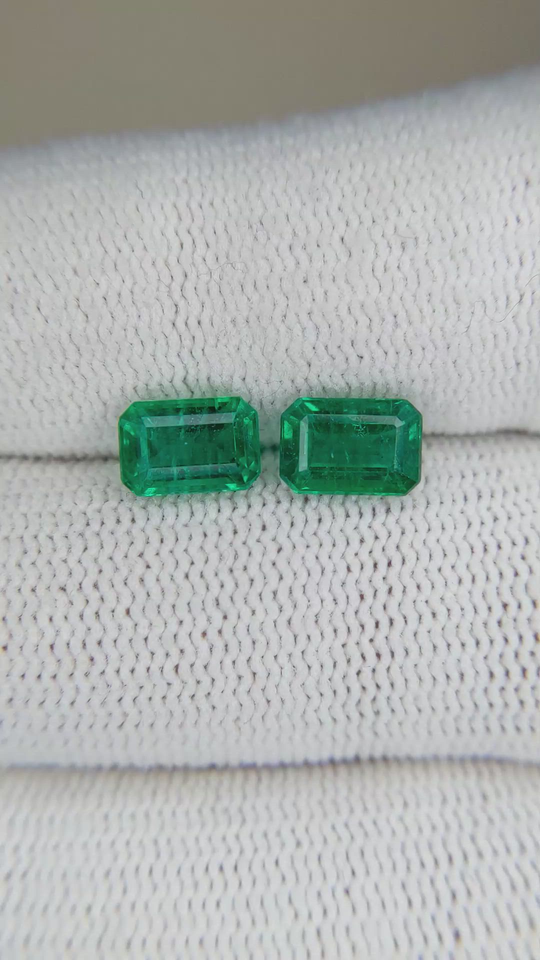 2.09 Ct.Tw.Total Carat Weight Emerald Pair from Zambia Size Video