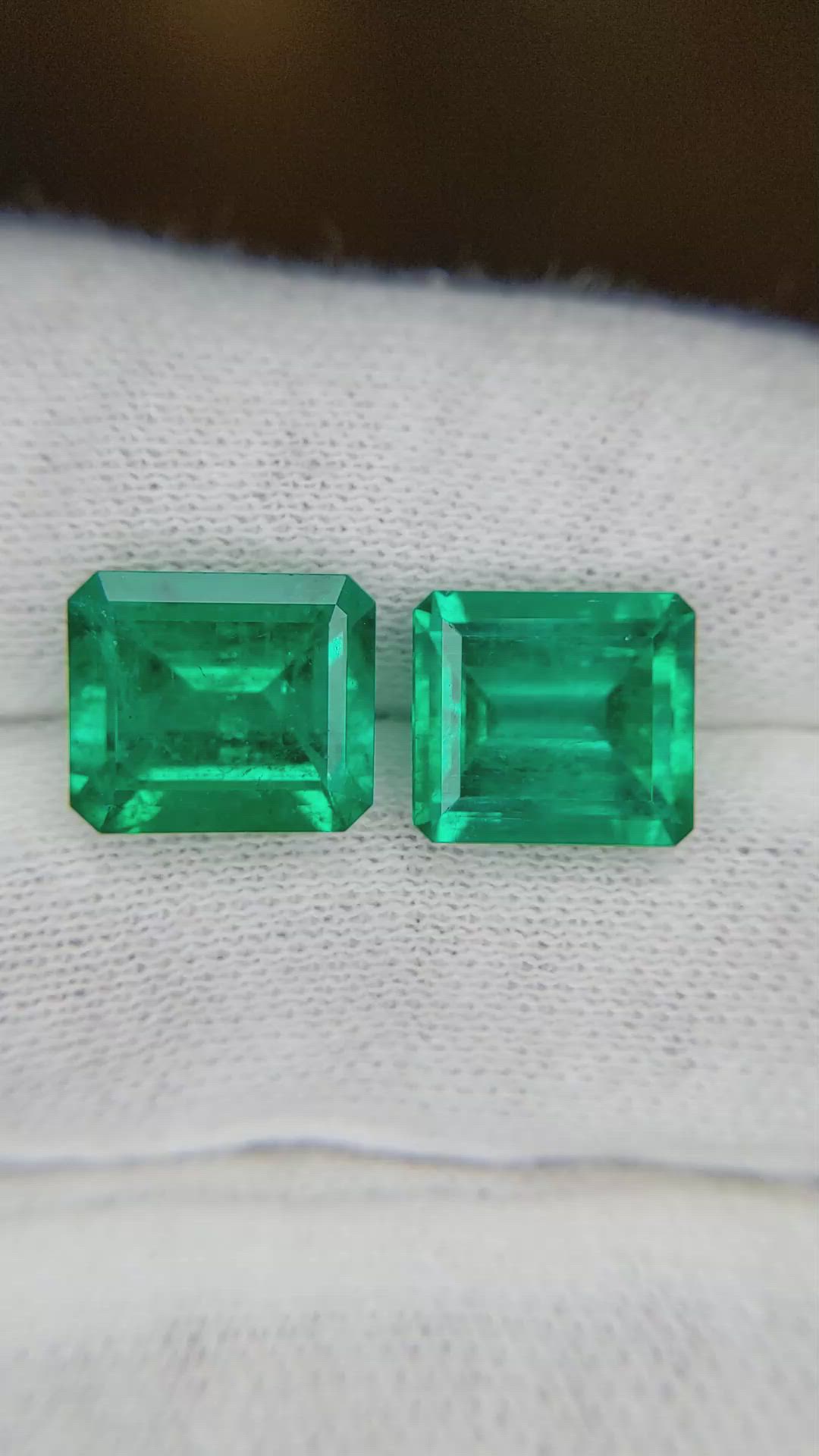 7.15 Ct.Tw.Total Carat Weight Emerald Pair from Colombia Size Video
