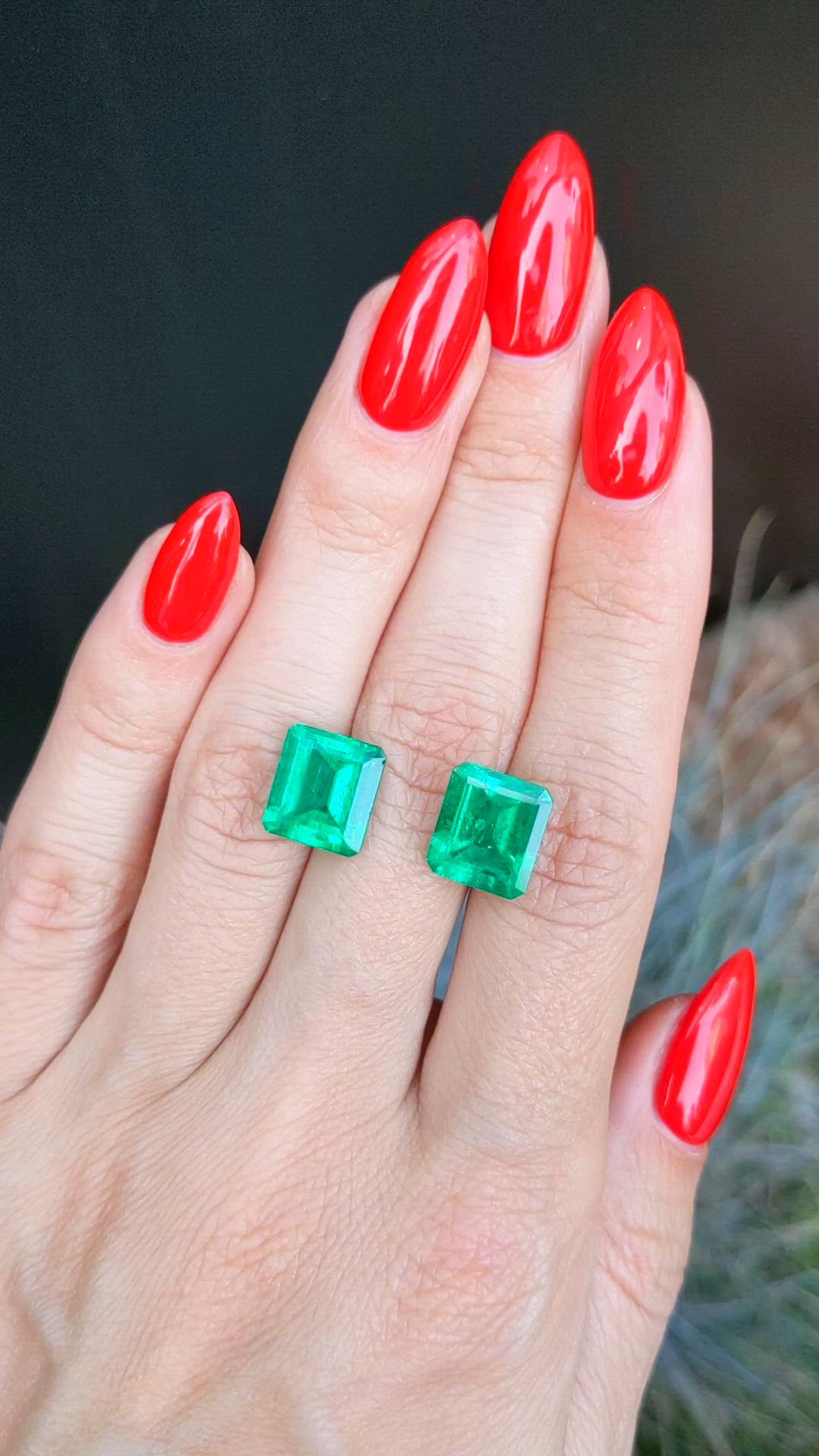 7.15 Ct.Tw.Total Carat Weight Emerald Pair from Colombia Size Video