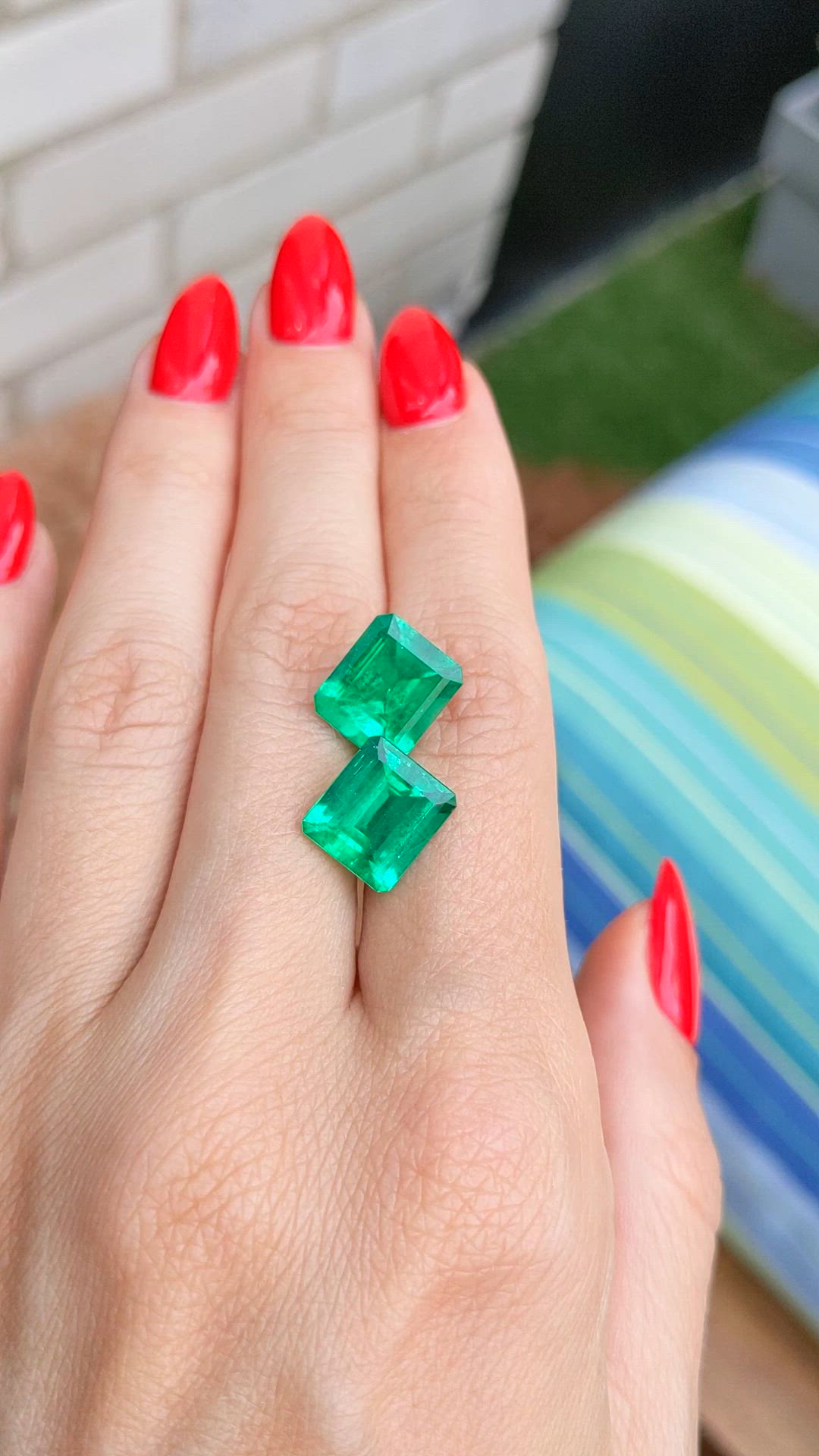 7.15 Ct.Tw.Total Carat Weight Emerald Pair from Colombia Size Video
