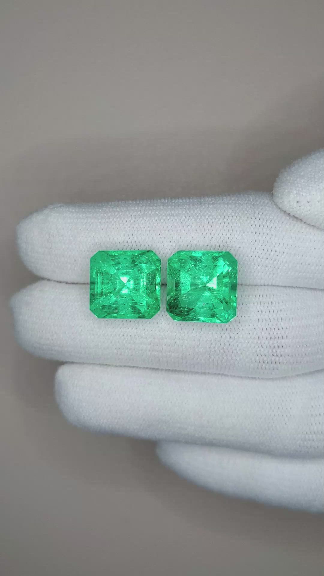 13.45 Ct.Tw.Total Carat Weight Emerald Pair from Colombia Size Video