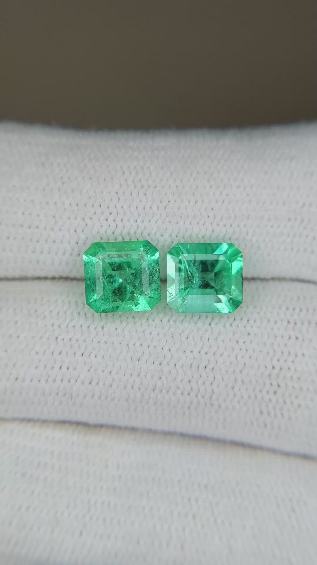 2.62 Ct.Tw.Total Carat Weight Emerald Pair from Colombia Size Video