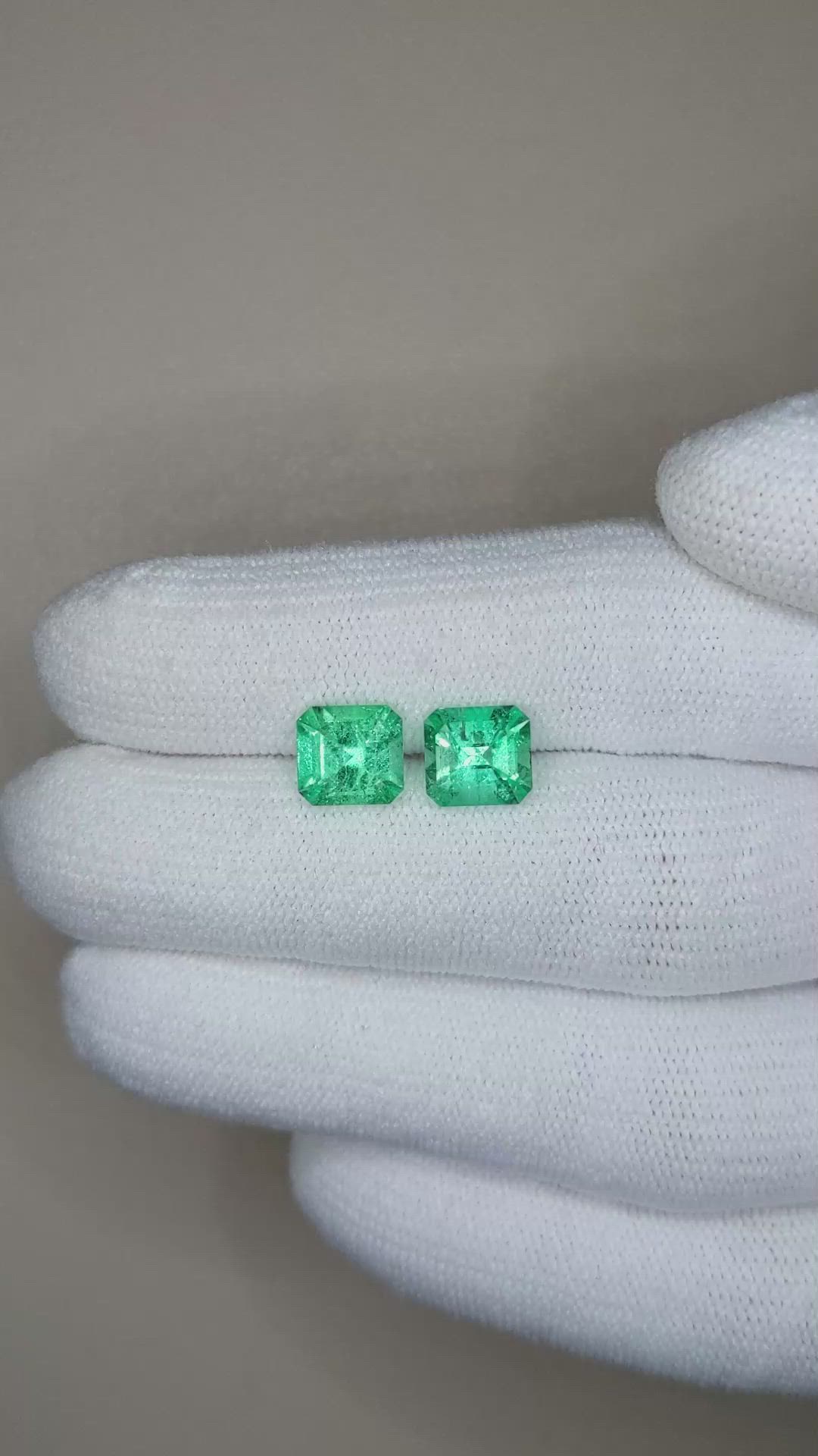 2.62 Ct.Tw.Total Carat Weight Emerald Pair from Colombia Size Video