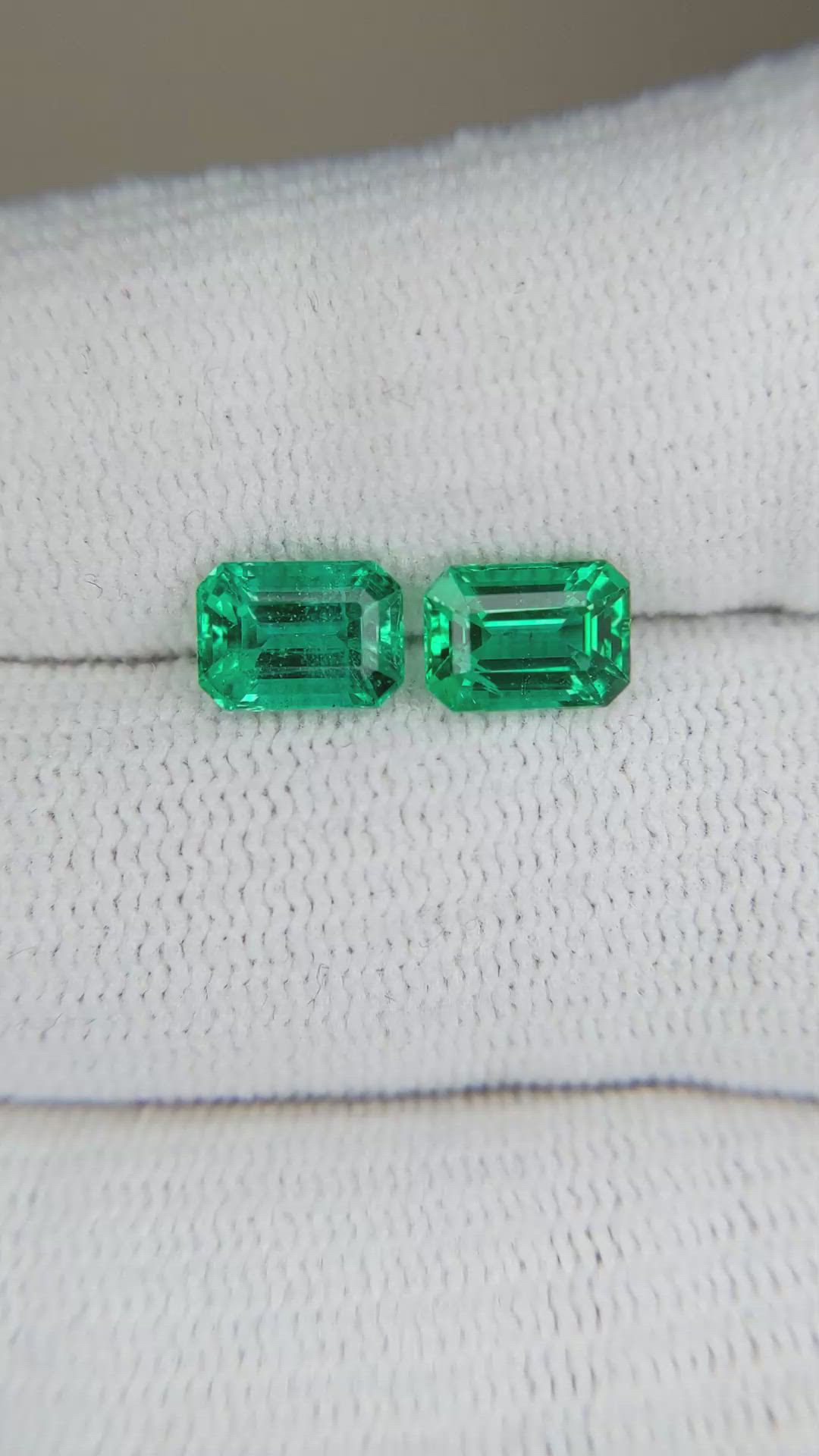 2.04 Ct.Tw.Total Carat Weight Emerald Pair from Zambia Size Video