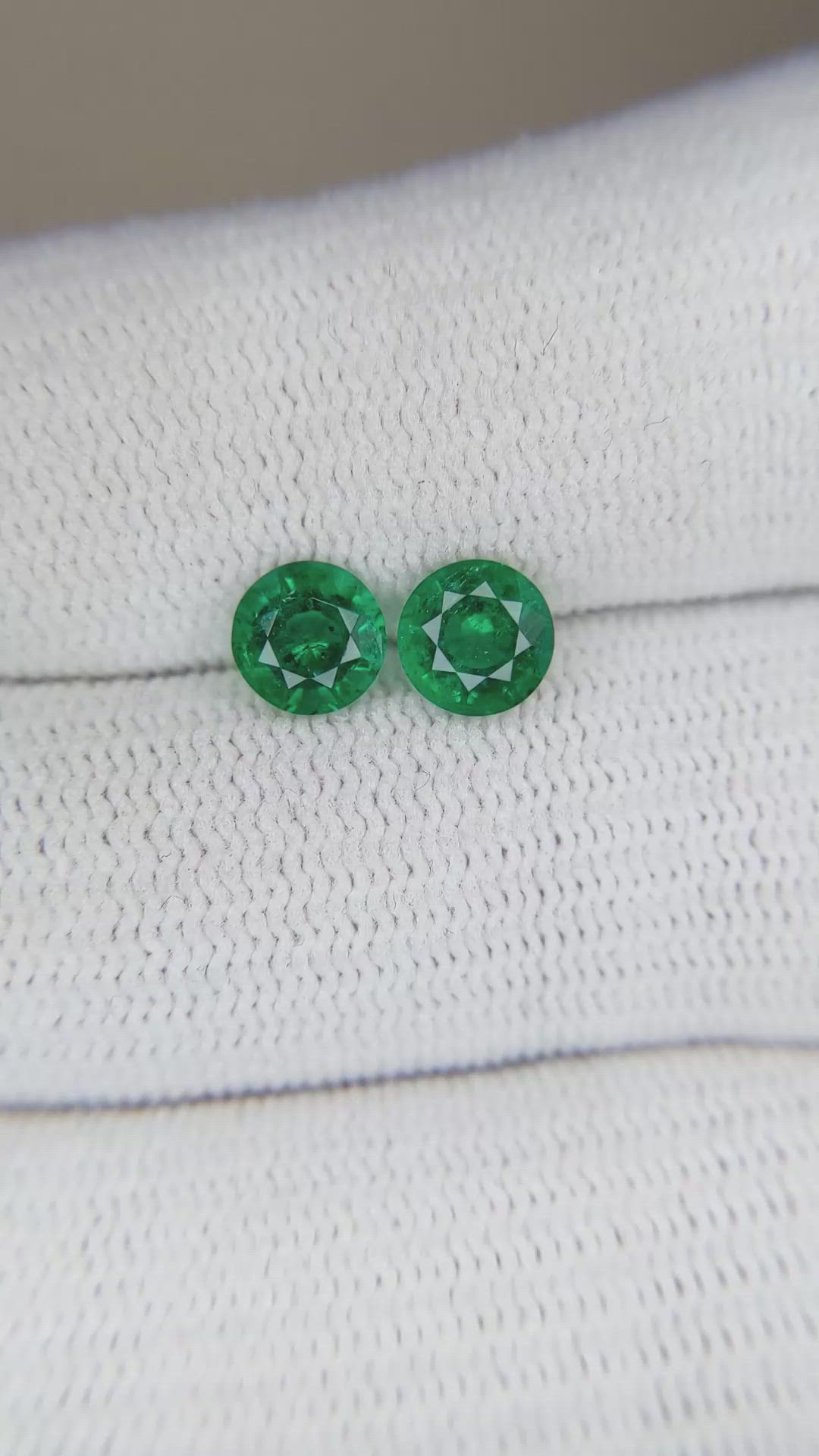 1.42 Ct.Tw.Total Carat Weight Emerald Pair from Zambia Size Video