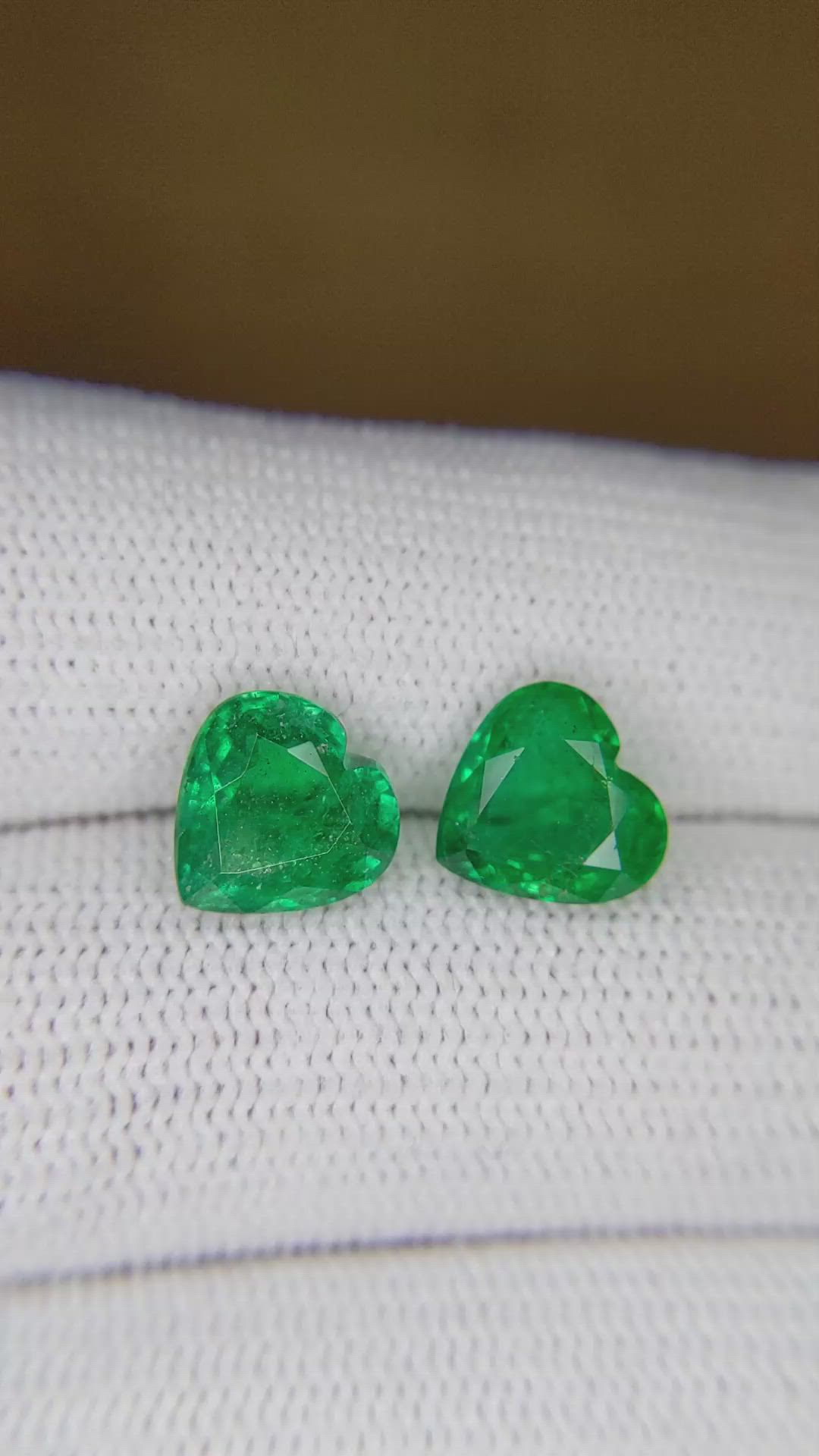 4.00 Ct.Tw.Total Carat Weight Emerald Pair from Zambia Size Video