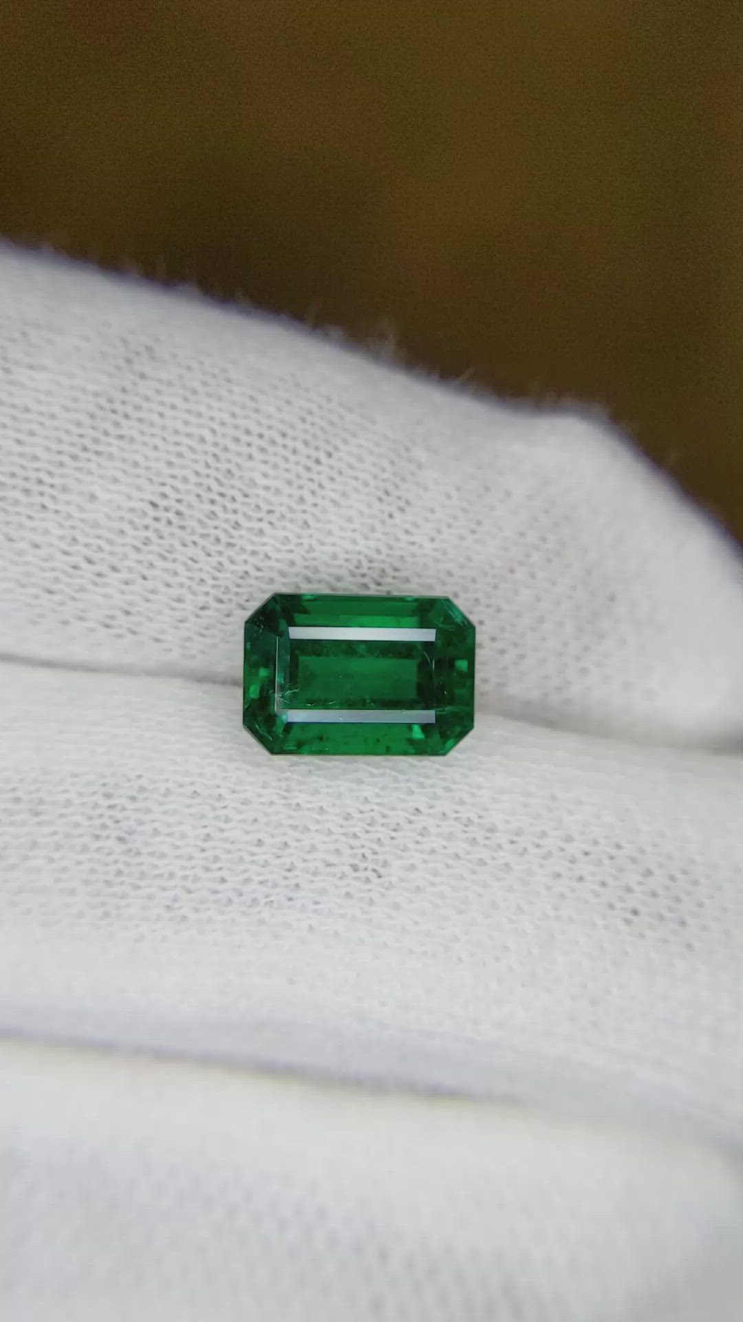 2.67 Ct. Emerald from Zambia Size Video