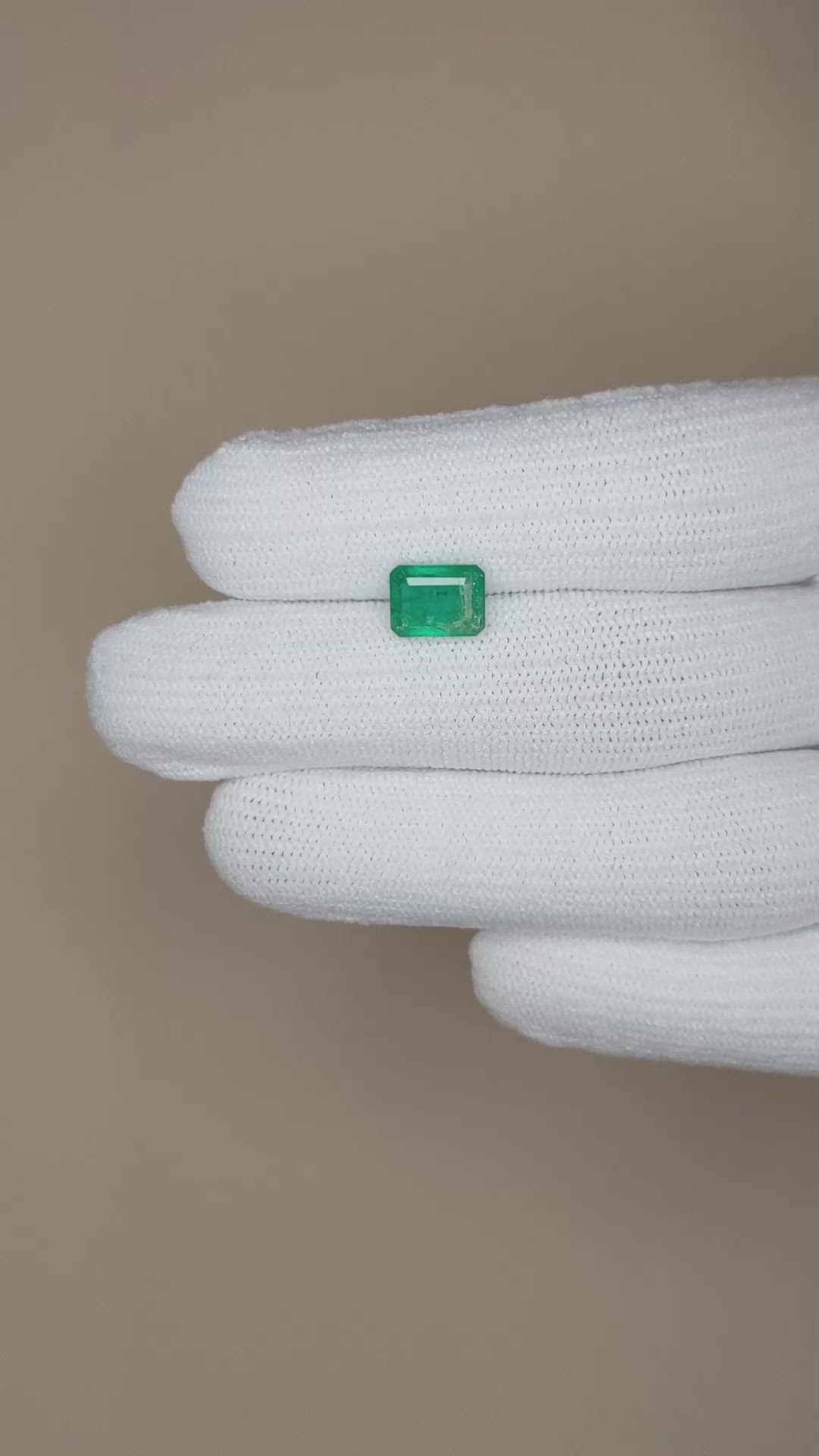 1.73 Ct. Emerald from Brazil Size Video