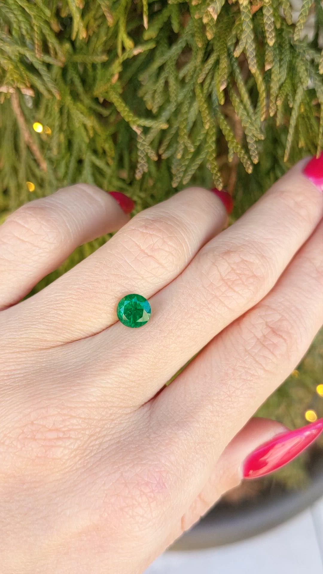 0.97 Ct. Emerald from Zambia Size Video