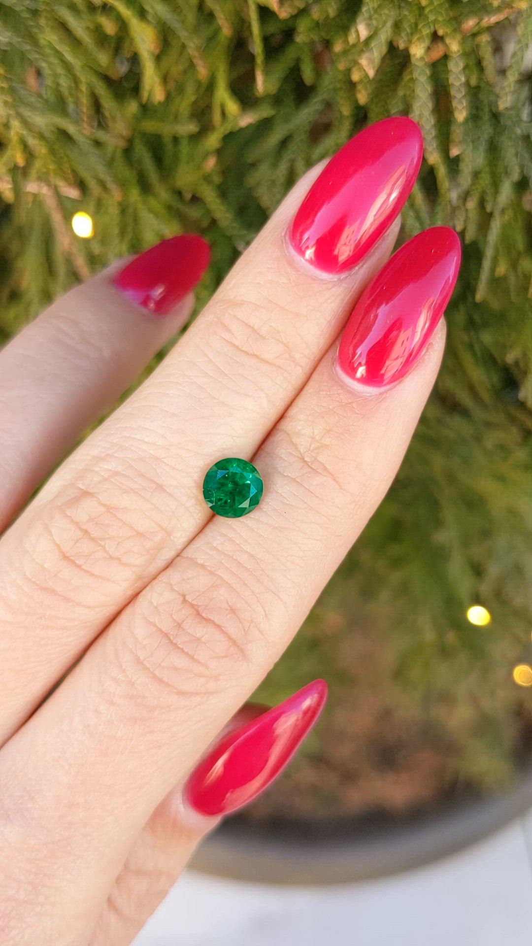 0.97 Ct. Emerald from Zambia Size Video